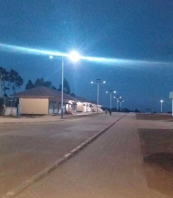 千阳县非洲科特迪瓦太阳能路灯工程
